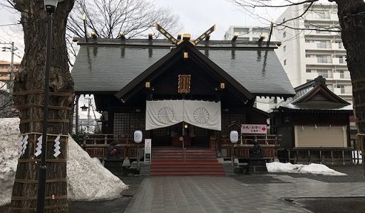 北海道神宮頓宮の駐車場とアクセス方法！おみくじとお守りについて